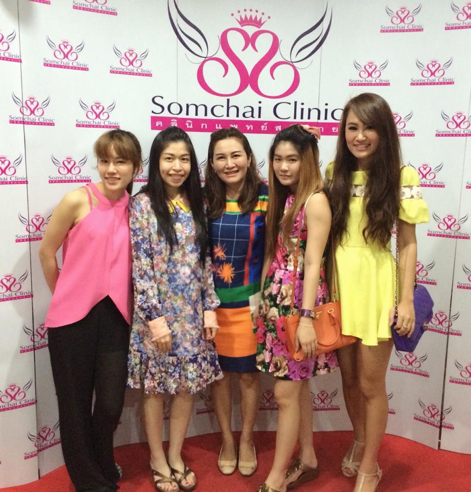 Celebrities-SomchaiClinic-24